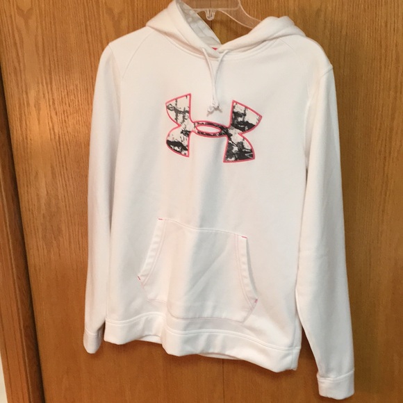 Under Armour Semi-Fitted White w/Camo Logo Hoodie - Picture 3 of 11